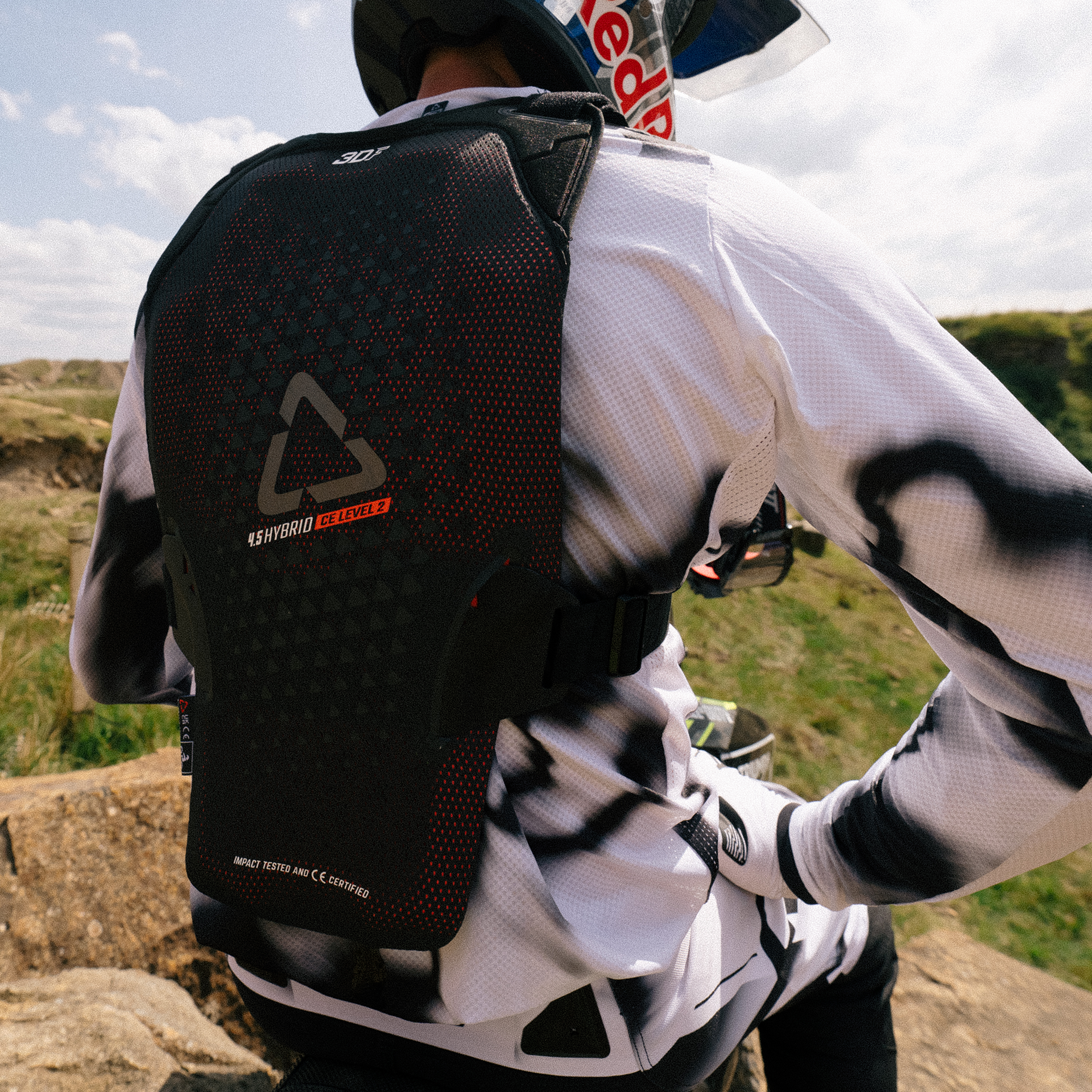Protezione toracica 4.5 Hybrid