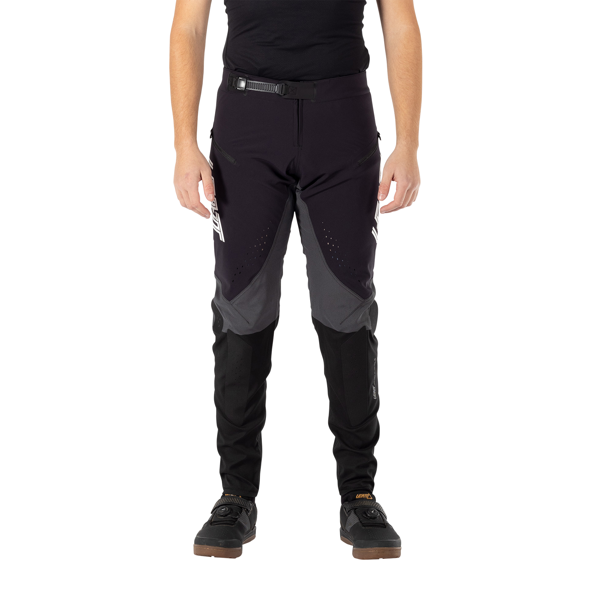 Pantaloni MTB Gravity 5.0 ergonomici sviluppati con i piloti professionisti di Pivot Factory Racing