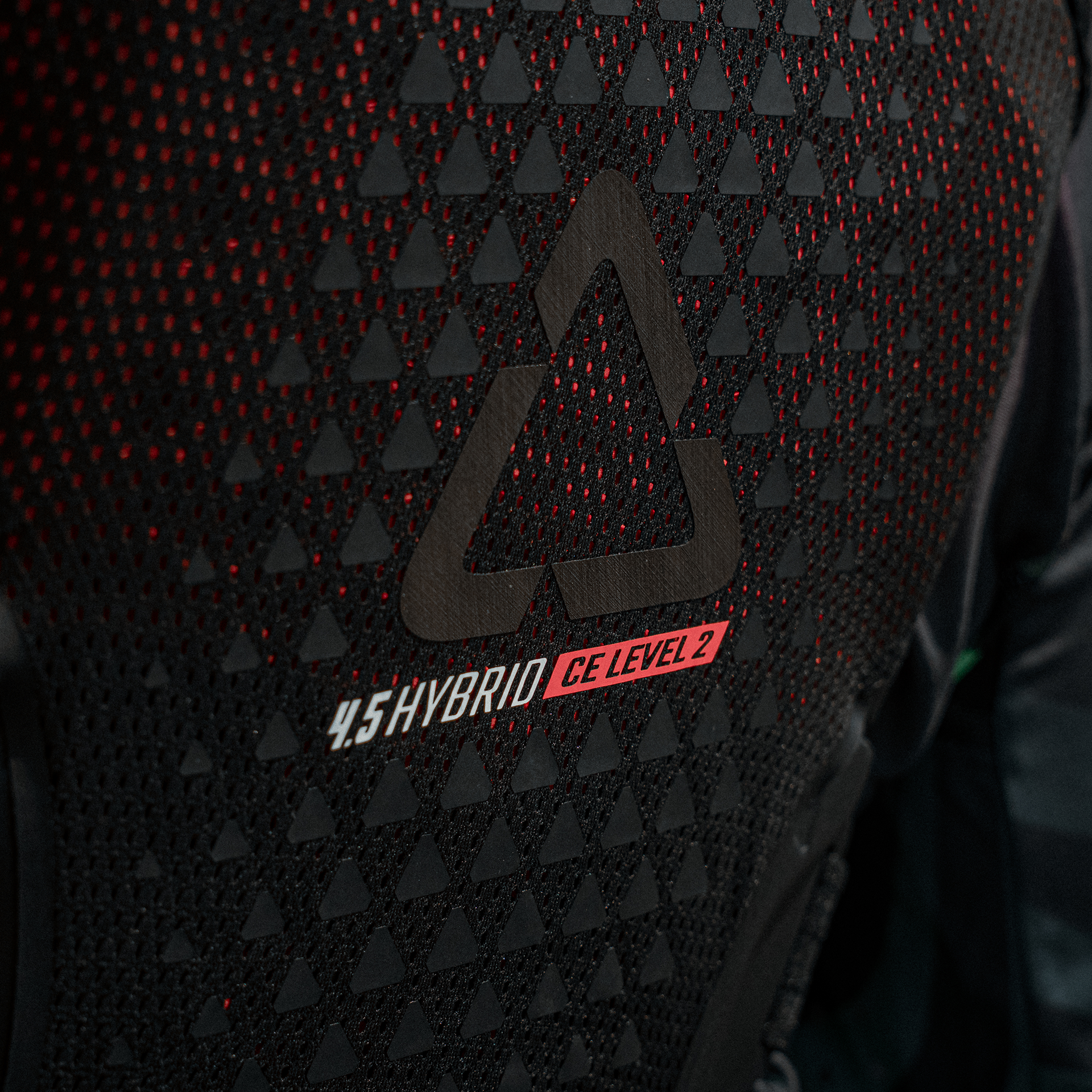 Protezione toracica 4.5 Hybrid