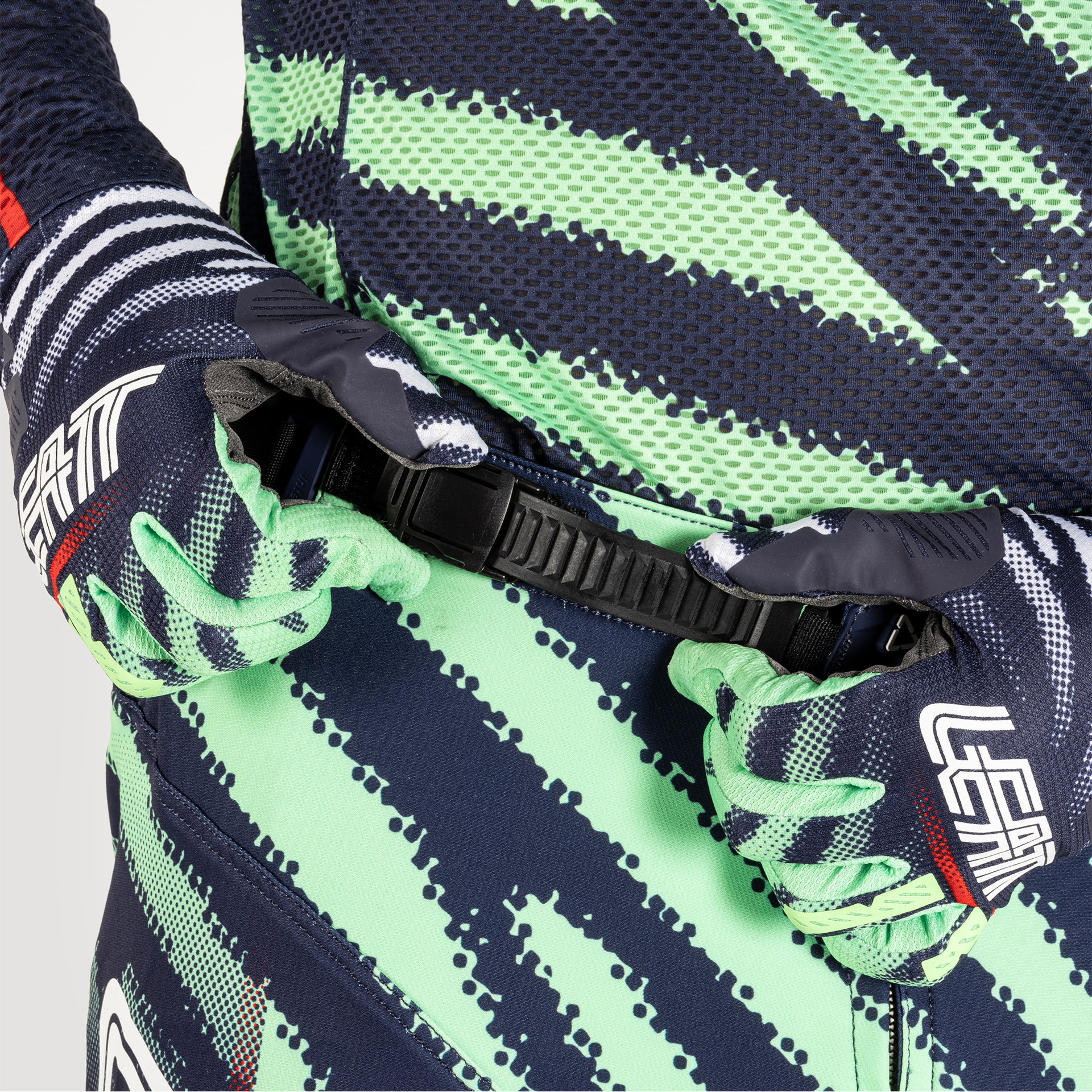 Pantaloni motocross 5.5 I.K.S ultra leggeri ed elasticizzati