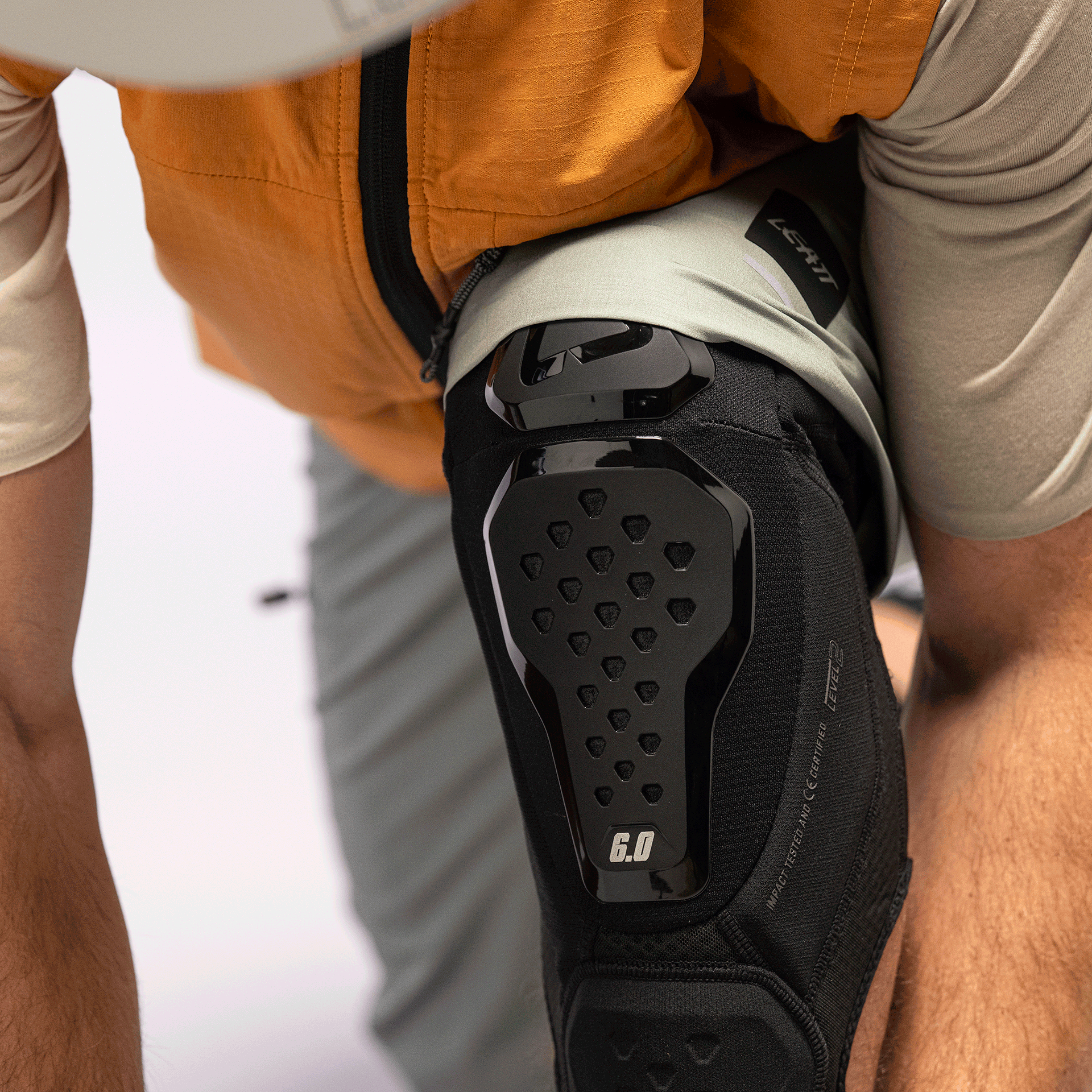 Ginocchiera 6.0 Evo EXT