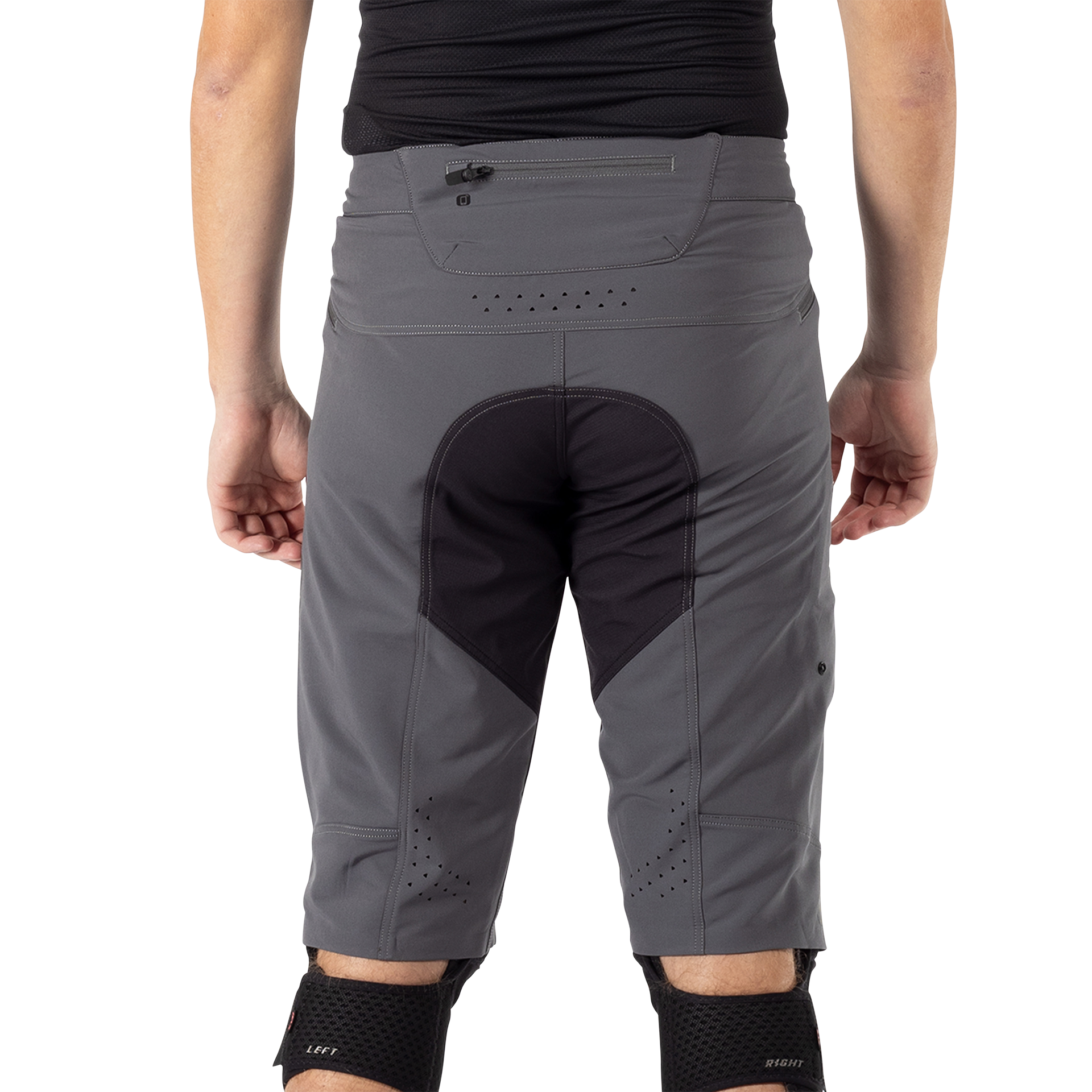 Pantaloncini MTB Gravity 4.0 elastici e resistenti ad acqua e fango